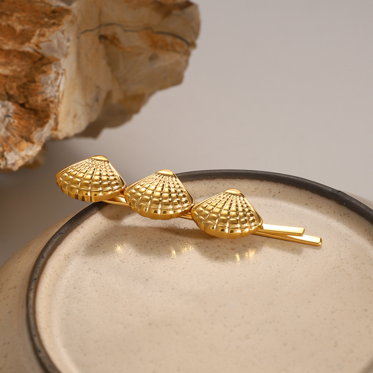 Coastal Seashells Gold French Pin